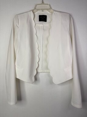 Love Tree white Cream Scalloped Open-Front Blazer